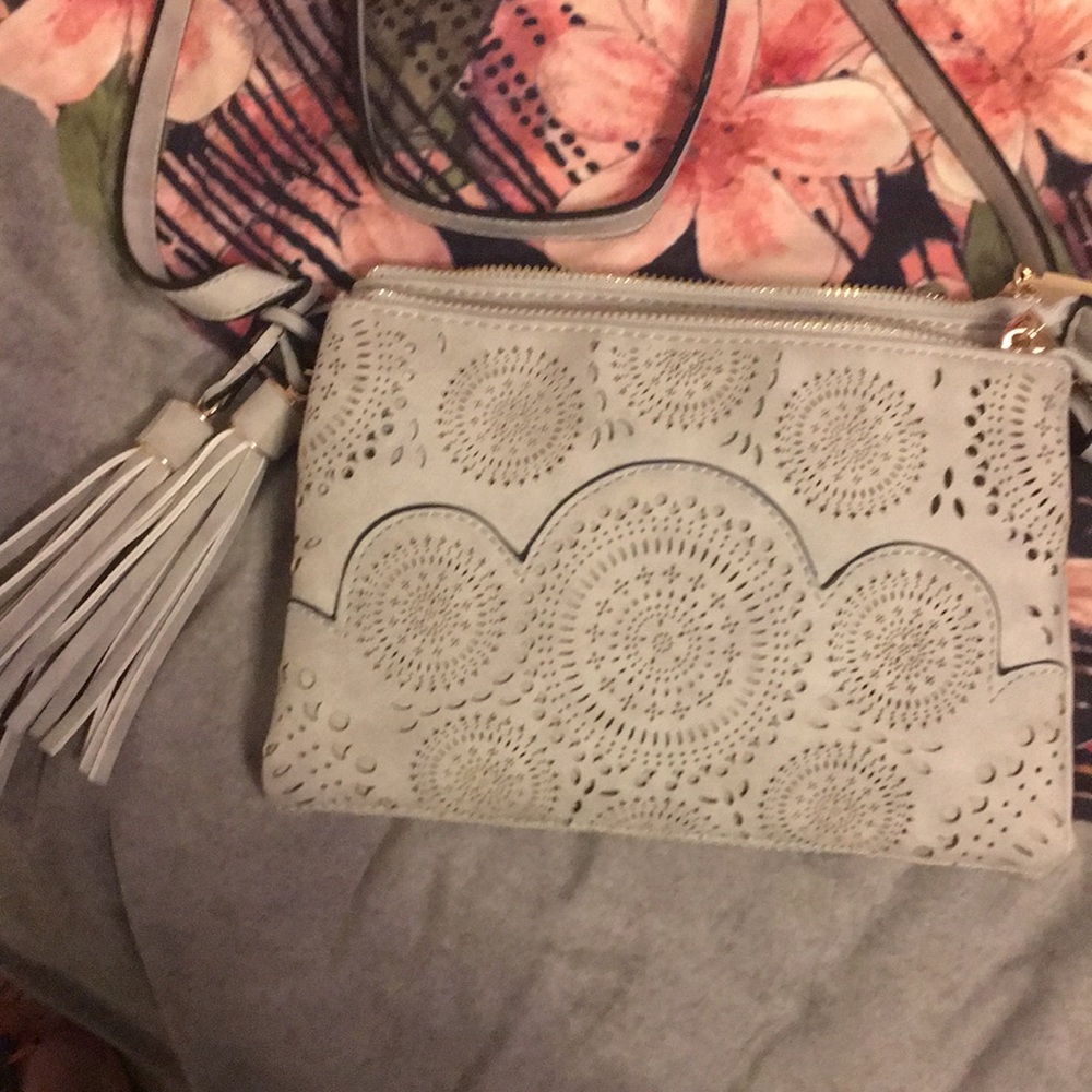 Purse - Picture 2 of 4